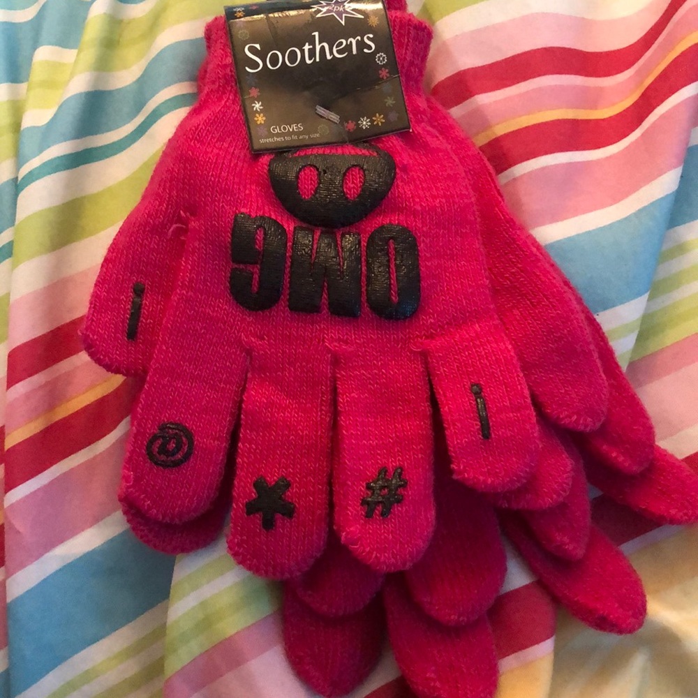 Pink winter gloves pack of two
